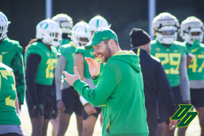 matt-powledge-spring-practice-w-logo